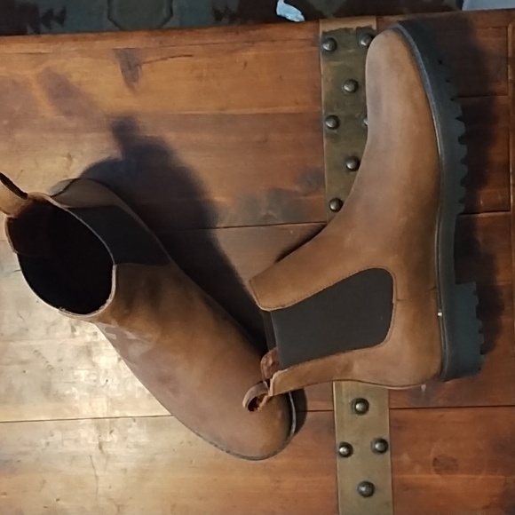 Portland leather Chelsea boots New in Box - Picture 1 of 6